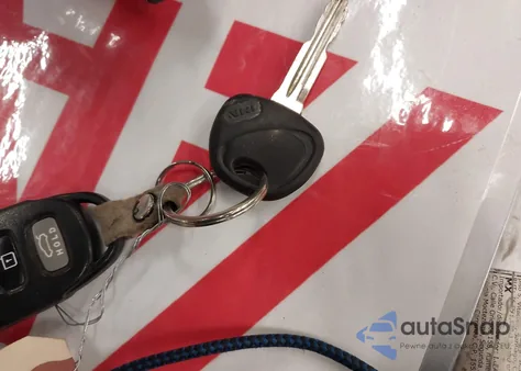 2013 Hyundai Elantra Gls (Ulsan Plant) from USA, damaged, VIN KMHDH4AE8DU728915